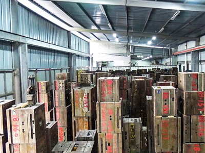 世邦塑膠-工模部倉庫